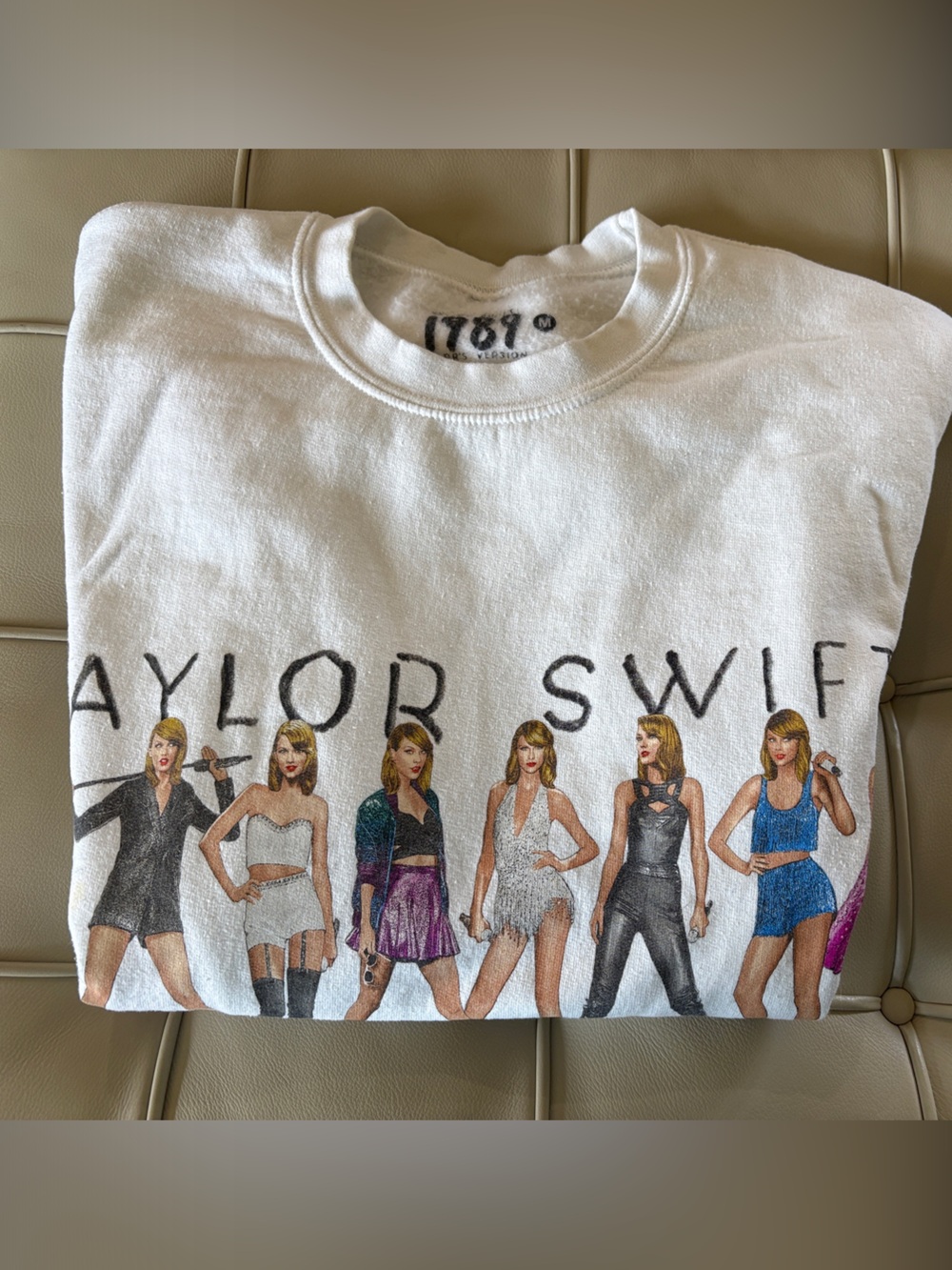 Taylor Swift Eras Inspired White Crewneck Sweatshirt | Size (m)